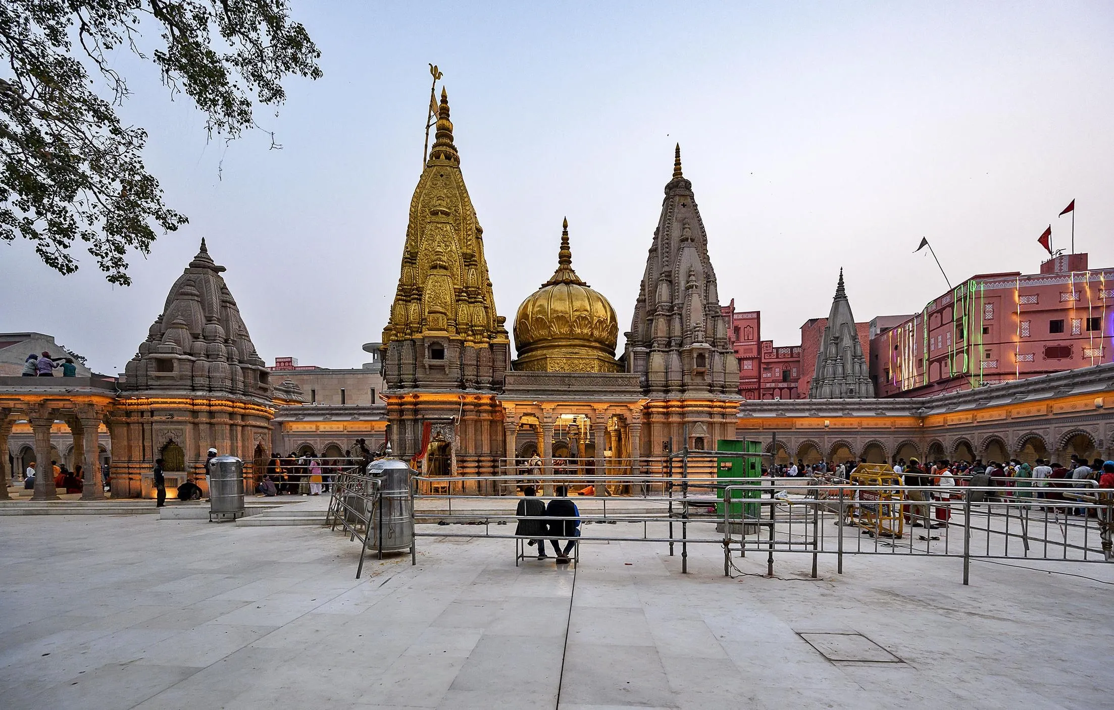 Shri Kashi Vishwanath Temple Darshan | Booking Guide